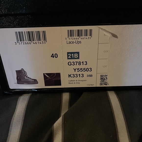 Black Chanel boots - Picture 4 of 4